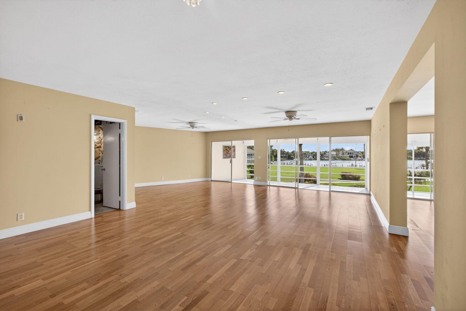 478 Tequesta Drive 205, Tequesta, FL 33469 photo 10
