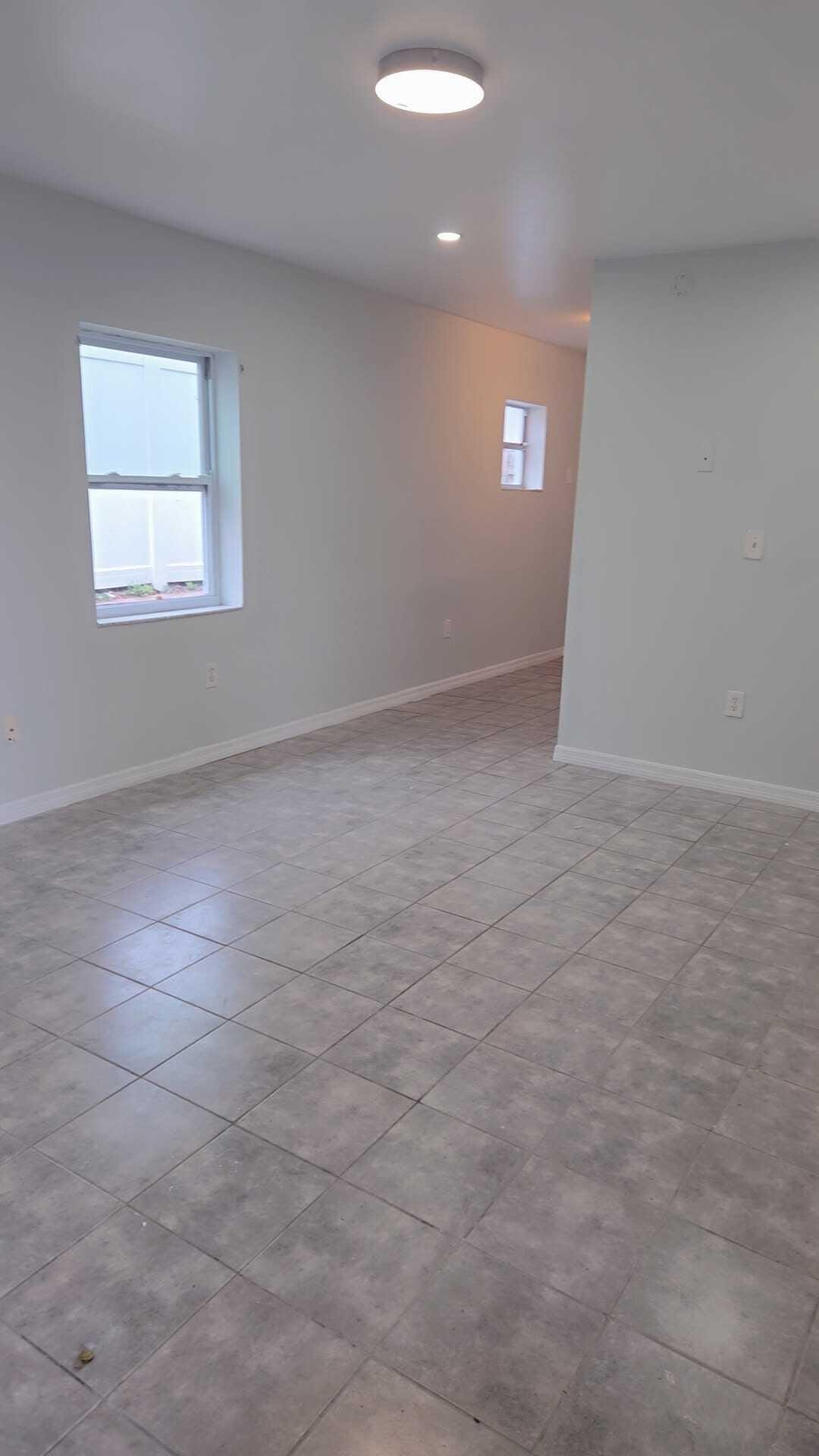 621 NW 5th Avenue Unit 4 — photo 6