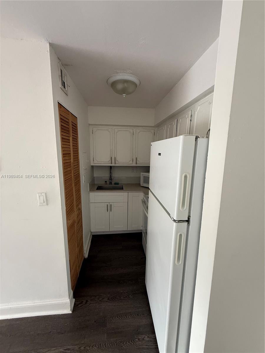 5199 NW 7th Street 111, Miami, FL 33126 photo 2