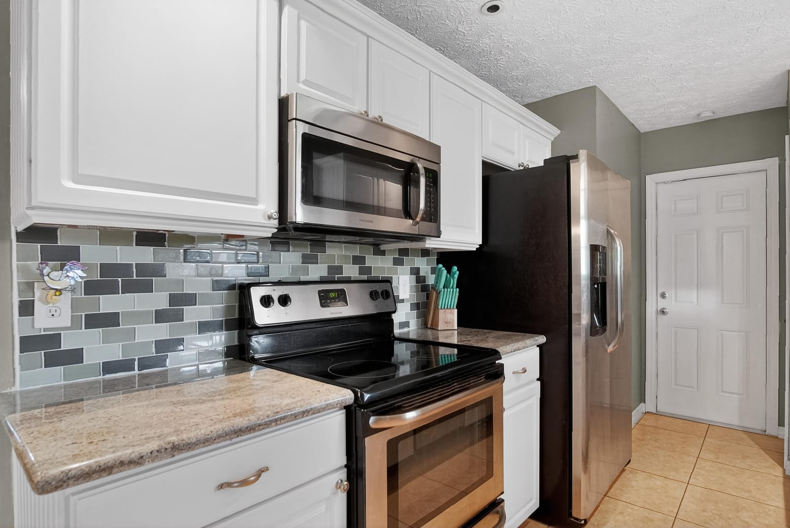 2068 SW Morelia Lane — photo 3