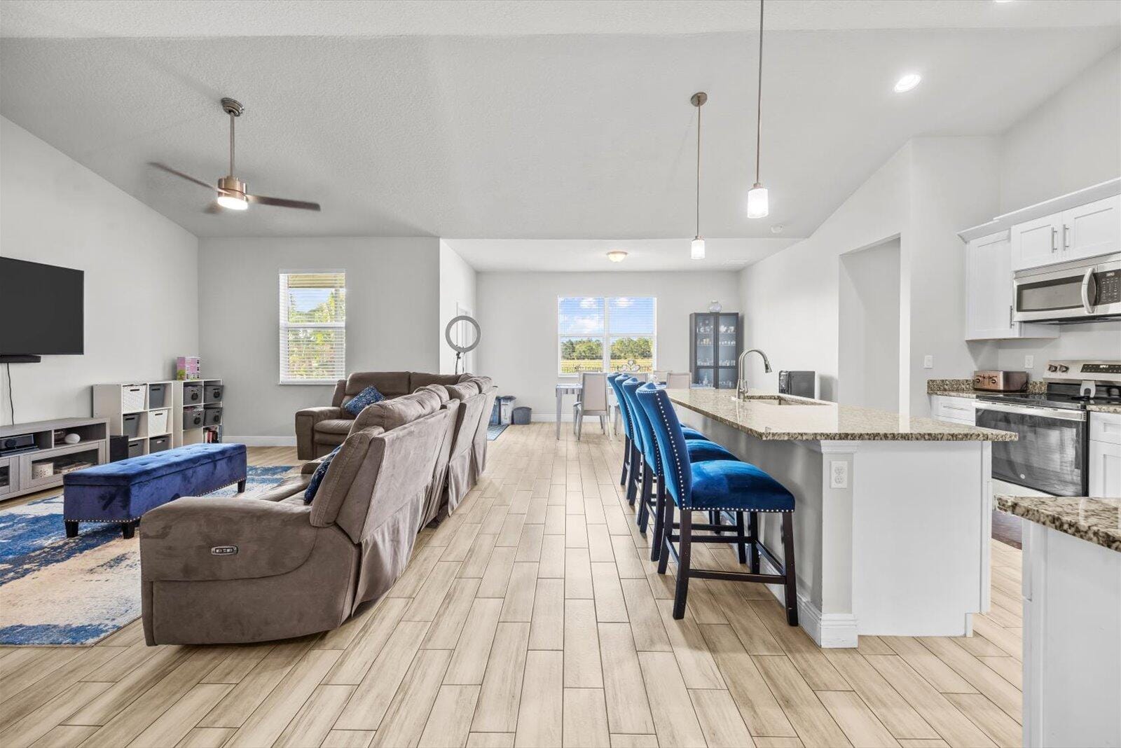3442 SW Esperanto Street — photo 3