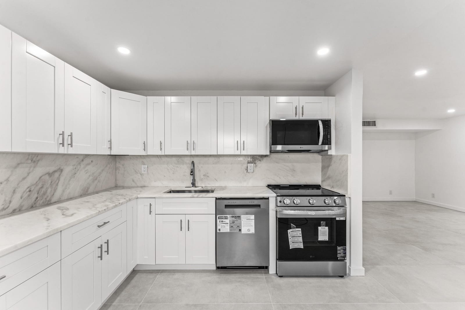 551 Piedmont L, Delray Beach, FL 33484 photo 8
