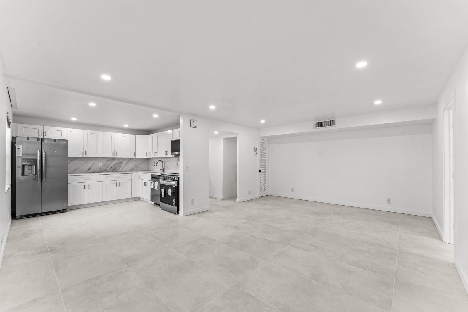 551 Piedmont L, Delray Beach, FL 33484 photo 9