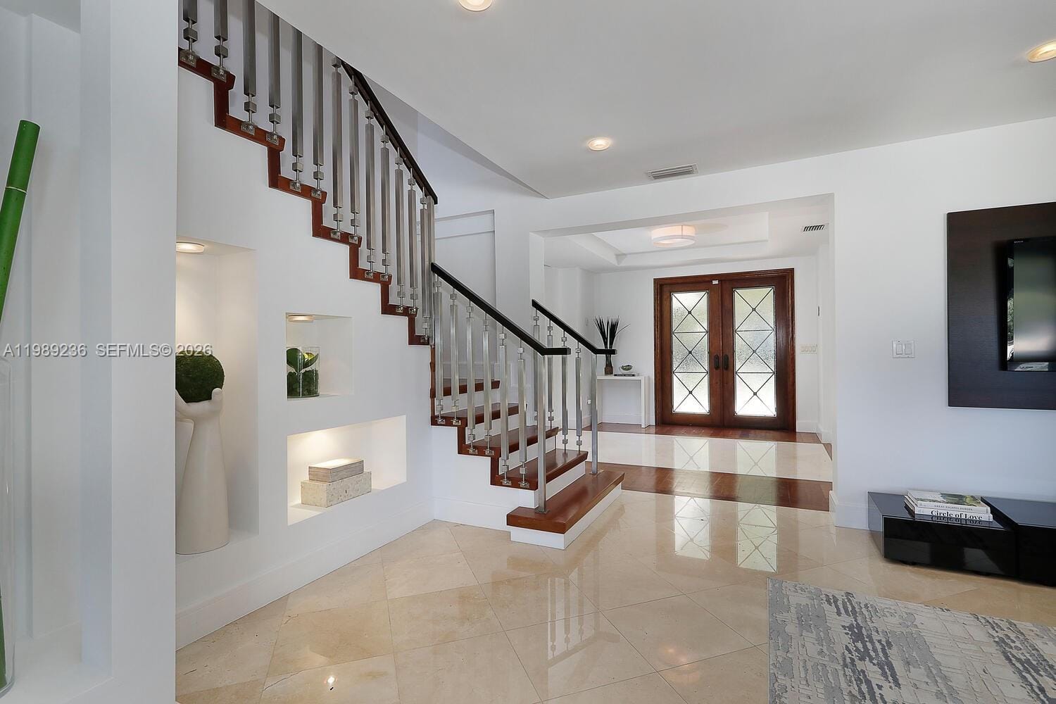 3425 Alhambra Circle — photo 7