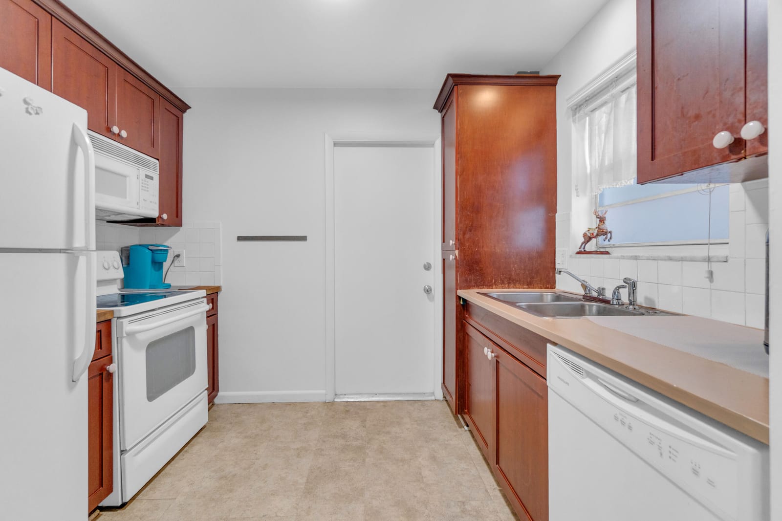 2441 SW 82nd Avenue Unit 301 — photo 11