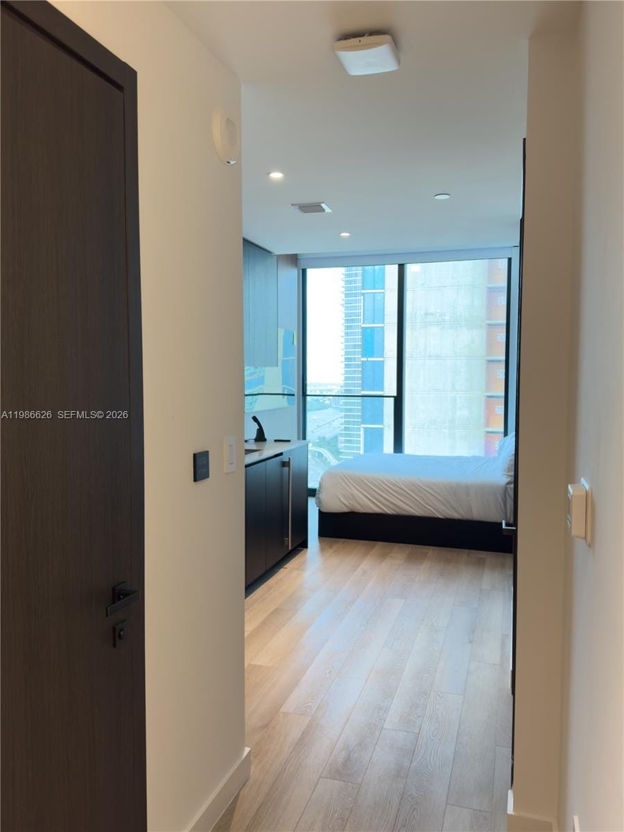 20 NE 11th Street 3006A, Miami, FL 33132 photo 4