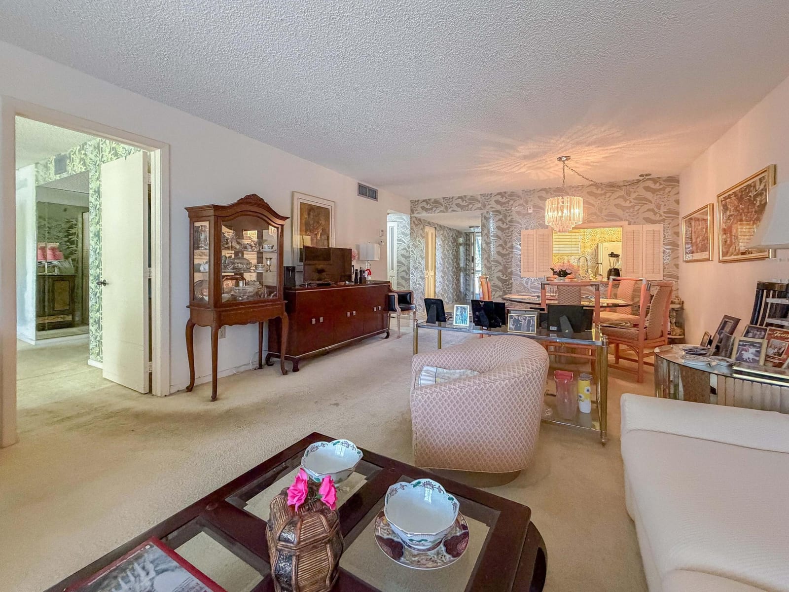 3930 Inverrary Boulevard 304-d, Lauderhill, FL 33319 photo 5