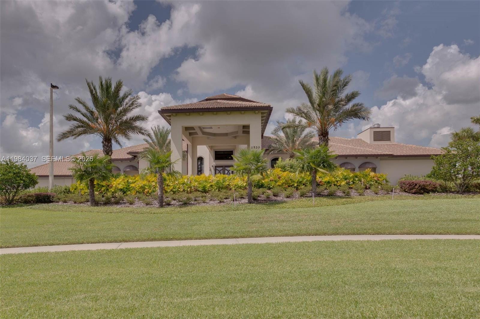 992 Leasder Street, FL 33896 photo 29