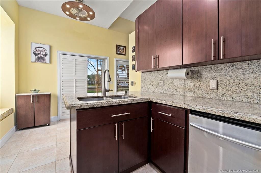 448 SW Fairway Landing — photo 11