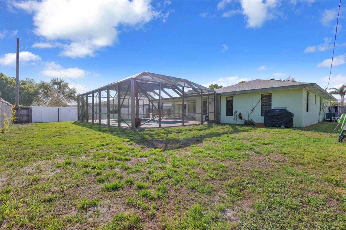879 SE Carnival Avenue, Port St. Lucie, FL 34983 photo 20