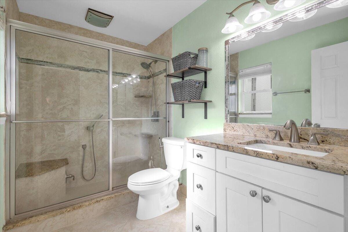 879 SE Carnival Avenue — photo 10