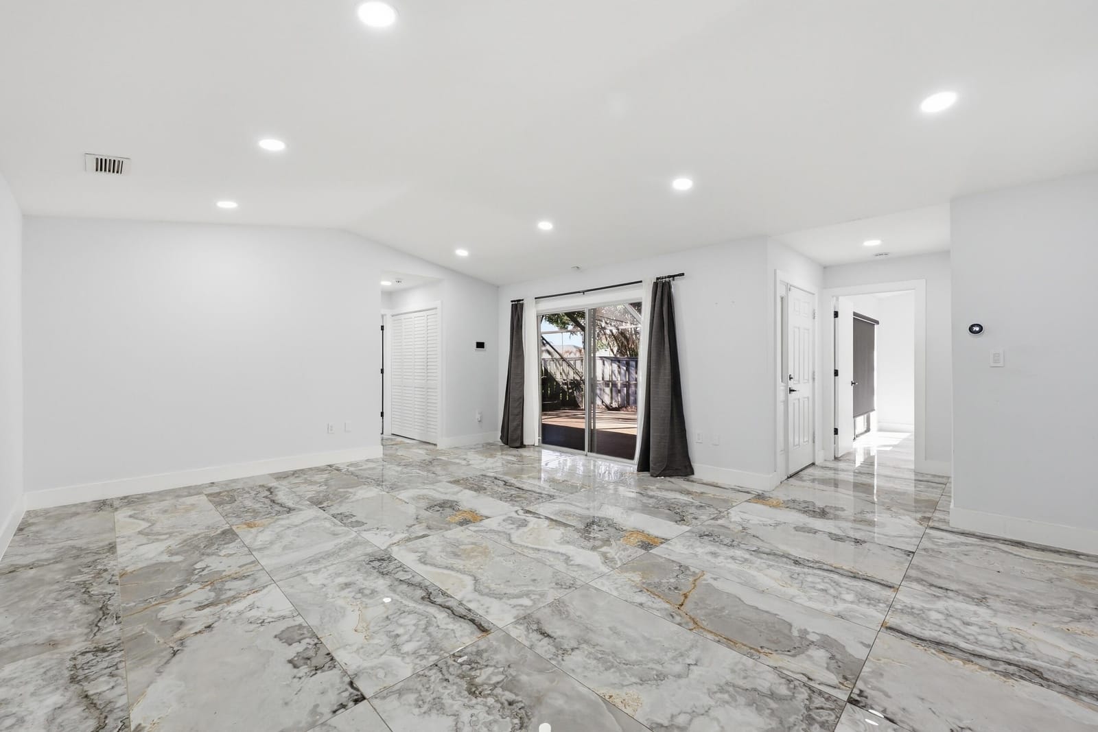 1701 Mariners Cove — photo 6