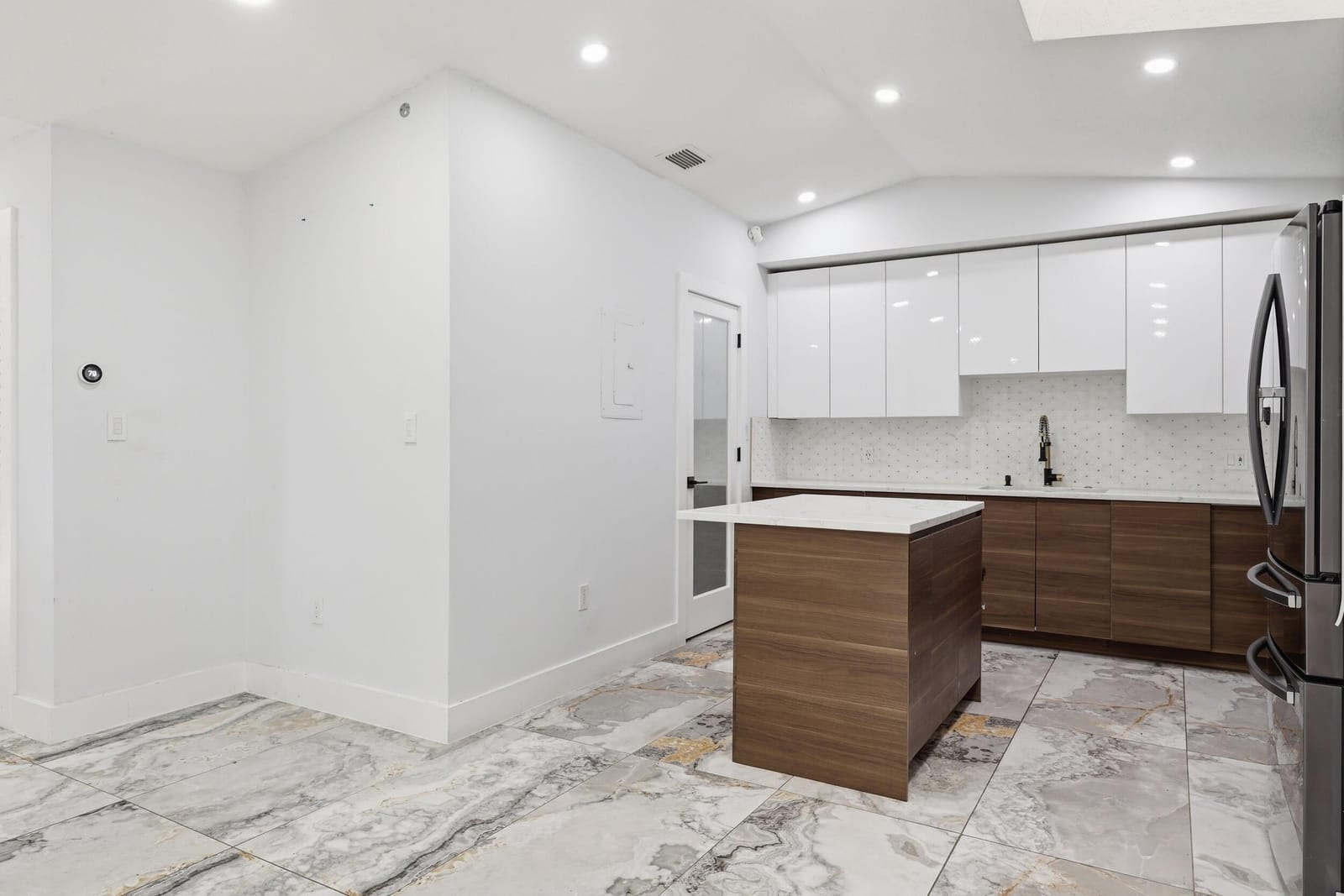 1701 Mariners Cove — photo 8
