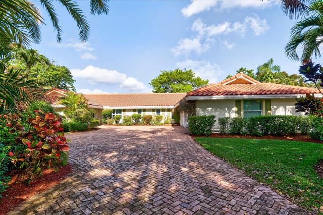 7411 Annapolis Lane, sold in Cypress Head, Parkland, FL