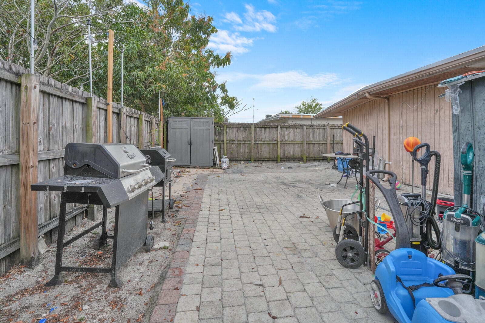 2040 NE 2nd Terrace, Pompano Beach, FL 33060 photo 12
