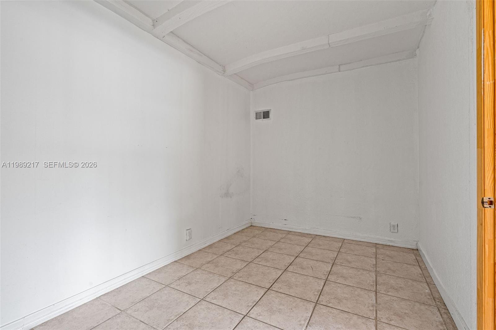 4750 NE 17th Avenue — photo 12