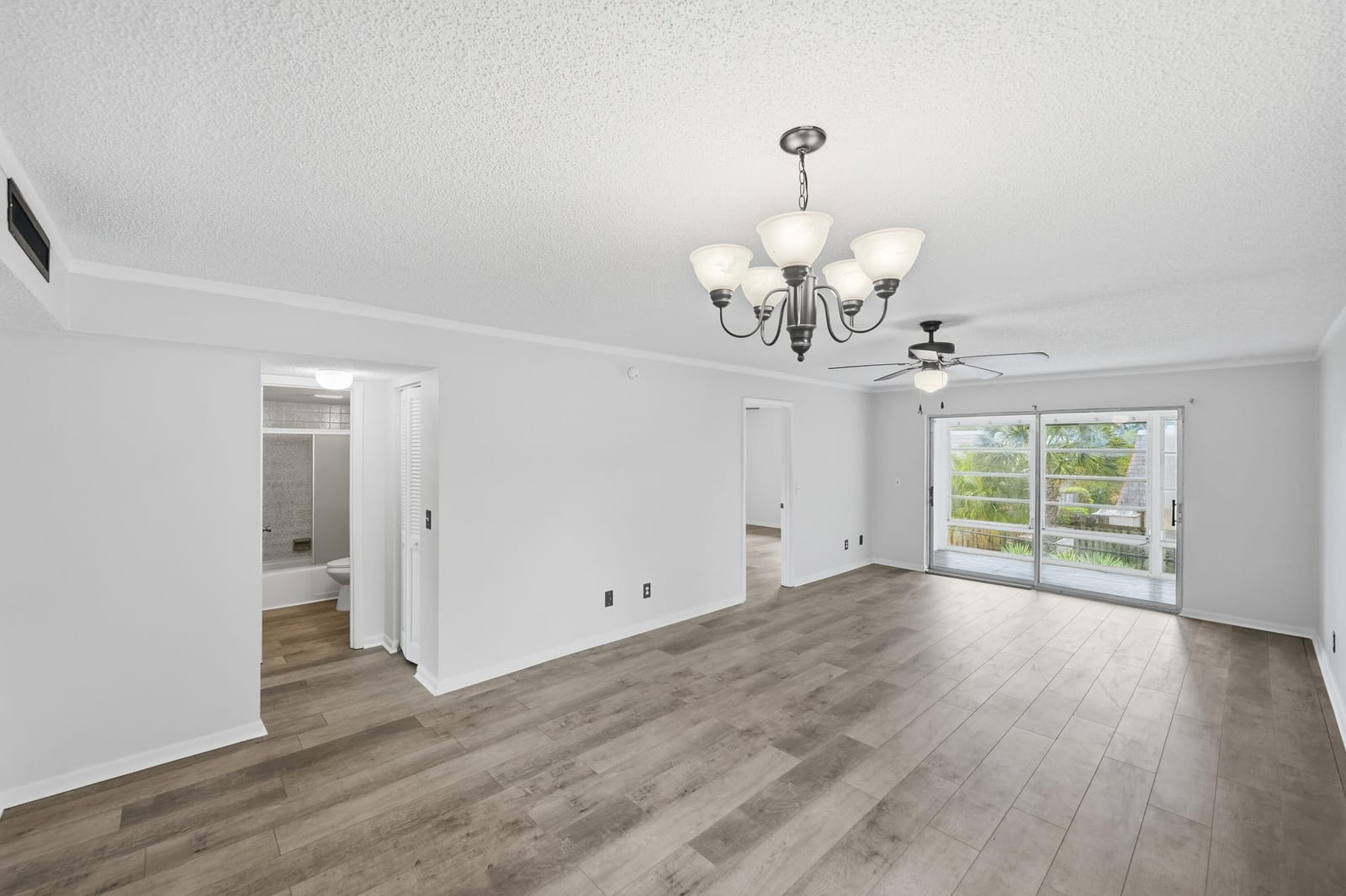 1166 6th Avenue B8 — photo 4