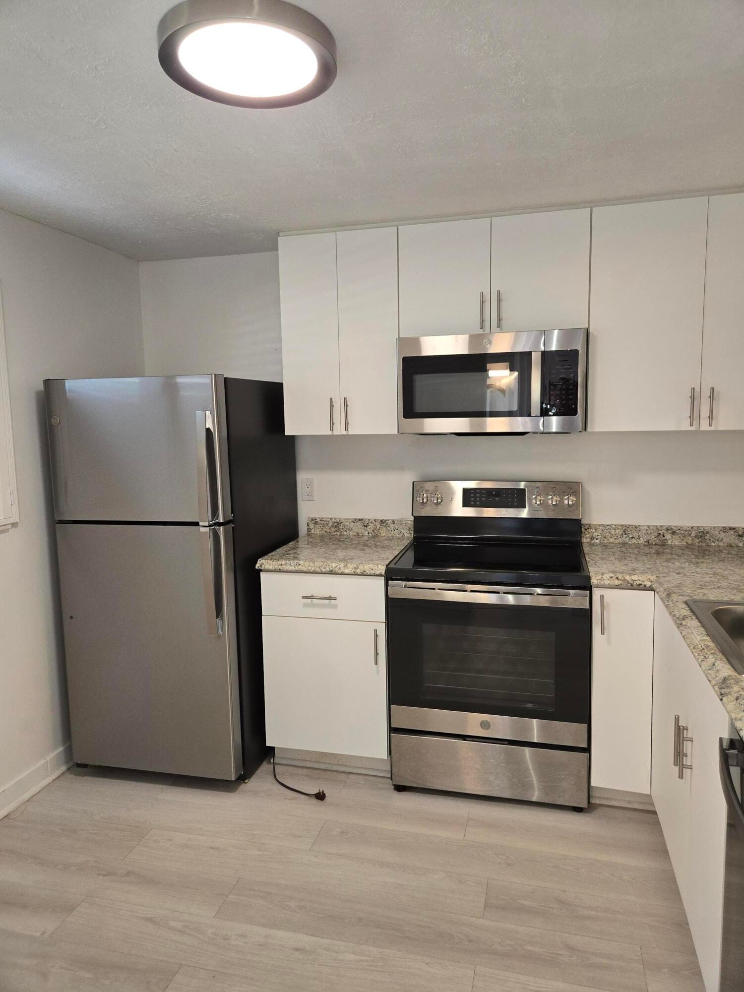 3755 Via Poinciana 108, Lake Worth, FL 33467 photo 10