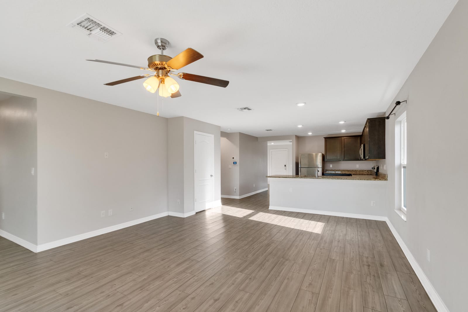 5532 Imagination Drive — photo 11