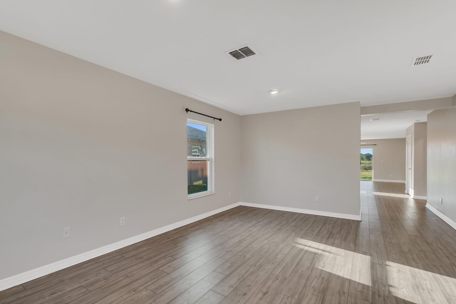 5532 Imagination Drive — photo 5