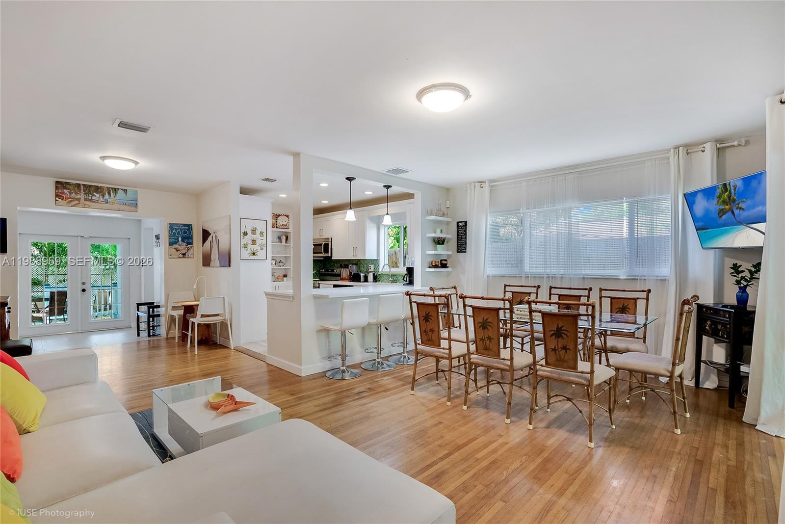 113 SW 2nd Street, Hallandale Beach, FL 33009, Hallandale Beach