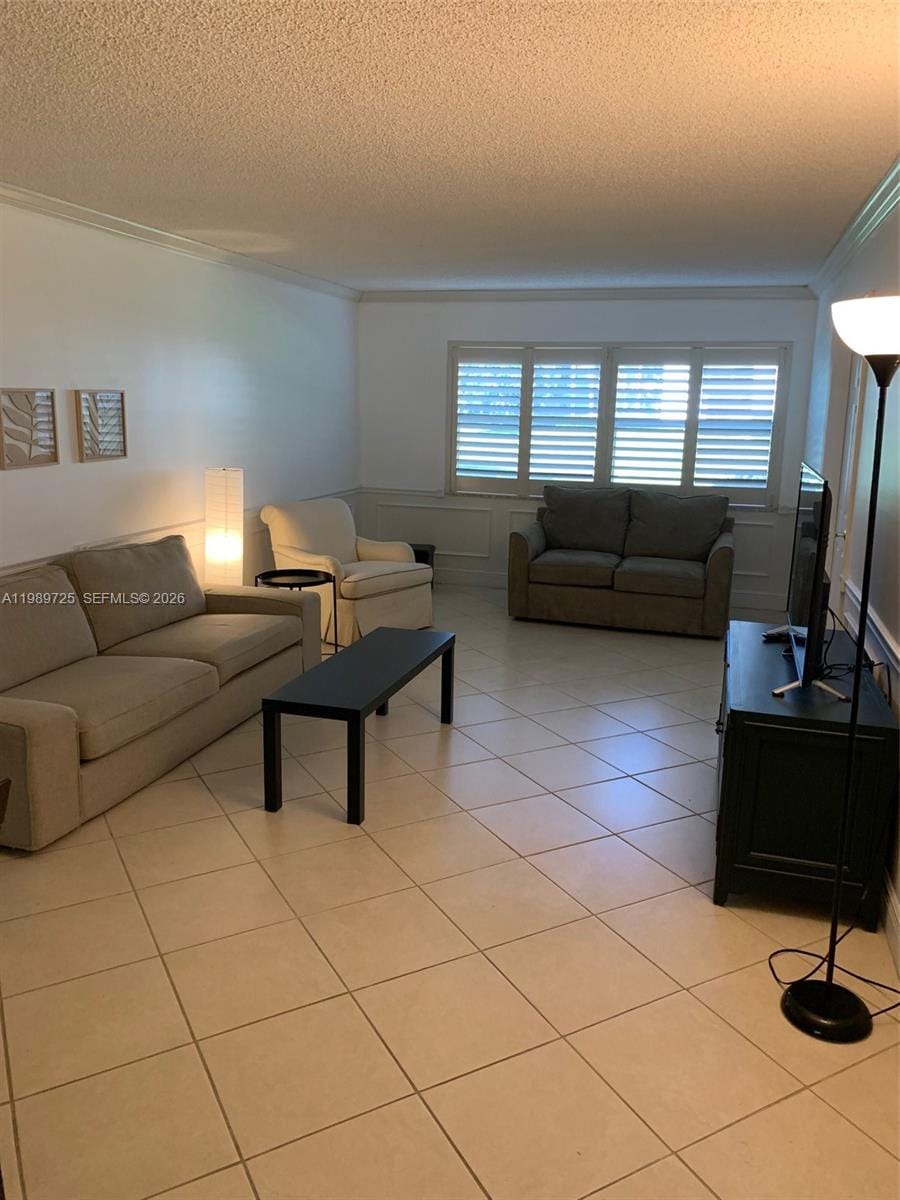 4801 Martinique Place H1 — photo 2