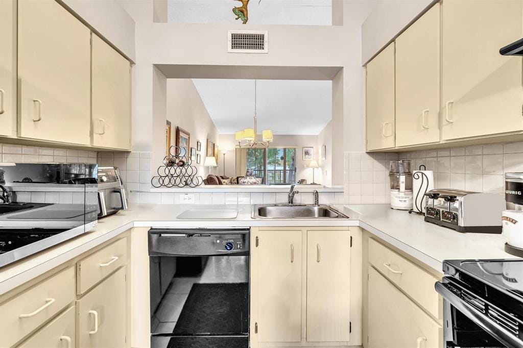 7235 S Devon Drive 209, Tamarac, FL 33321 photo 11