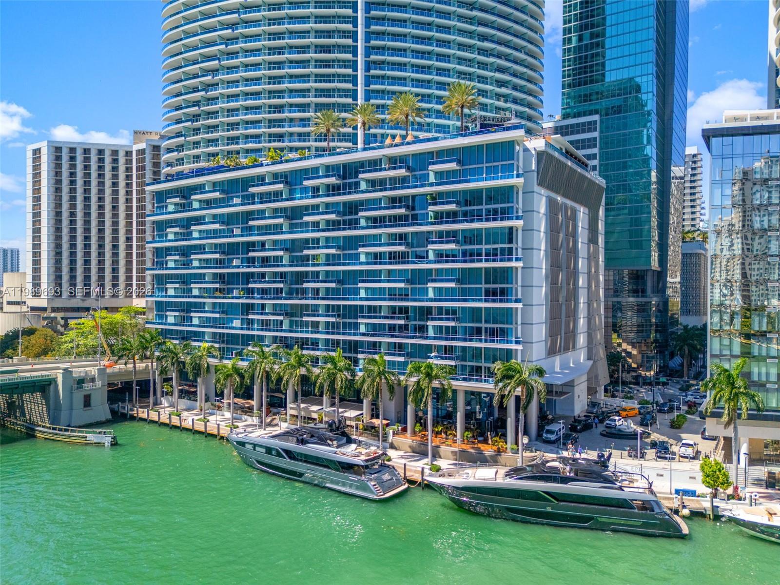 200 Biscayne Boulevard Way 3707, Miami, FL 33131, Miami