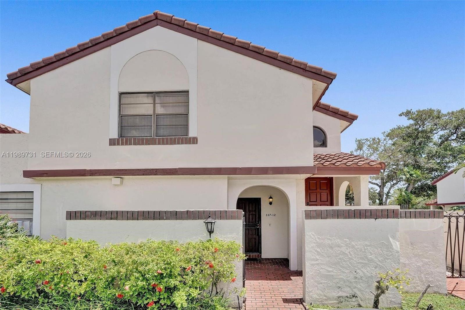 337 Ives Dairy Road 12, Miami, FL 33179, Miami