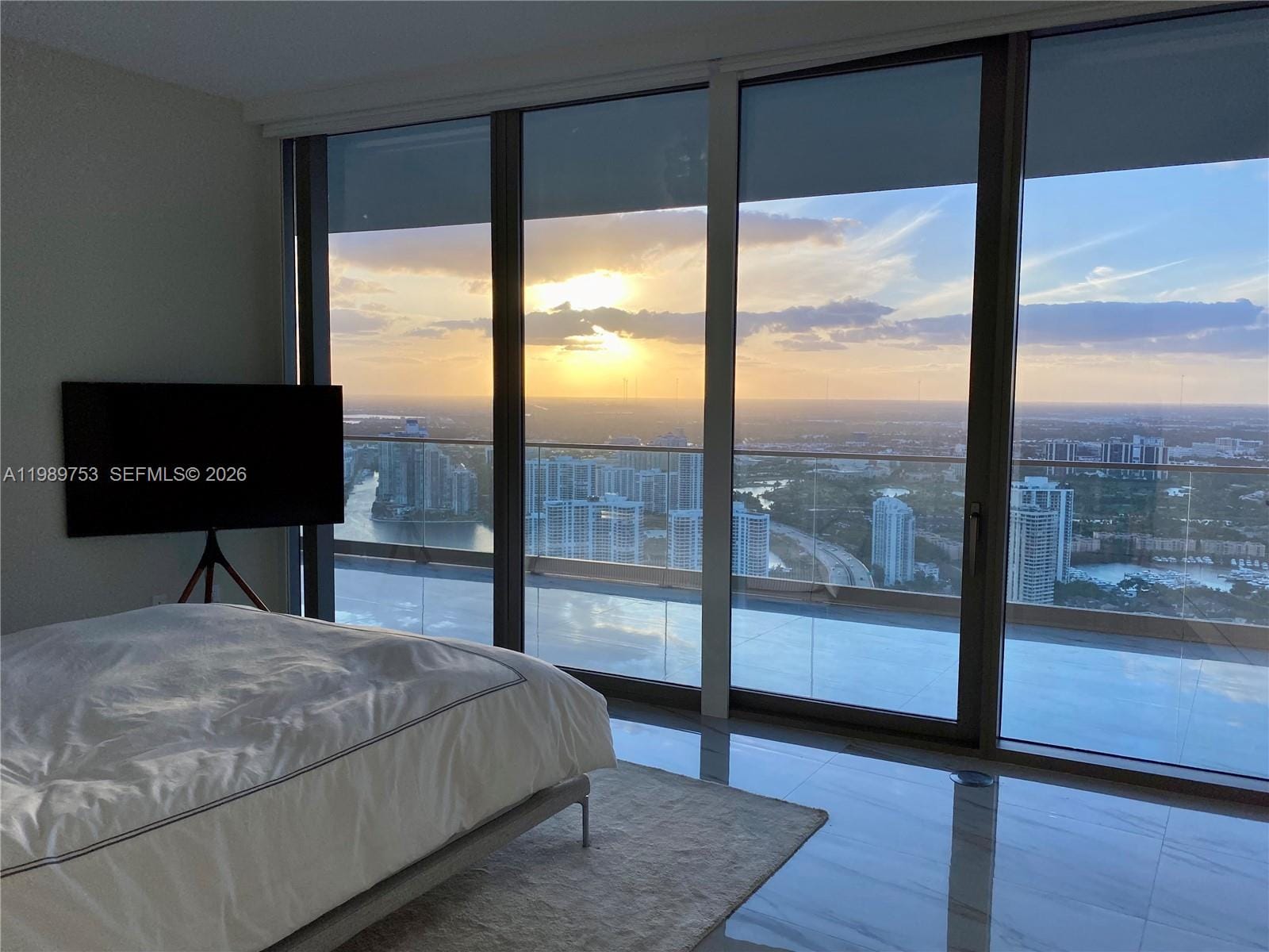 18975 Collins Avenue 5105 — photo 9