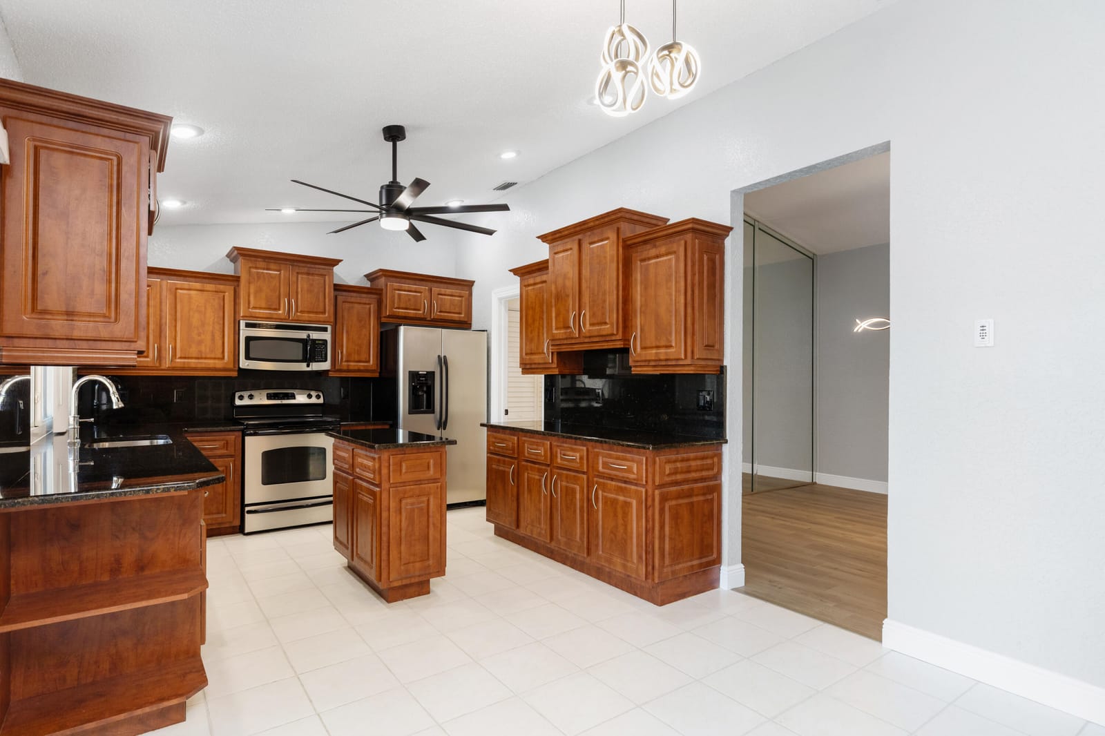271 NW 89th Avenue, Coral Springs, FL 33071 photo 19