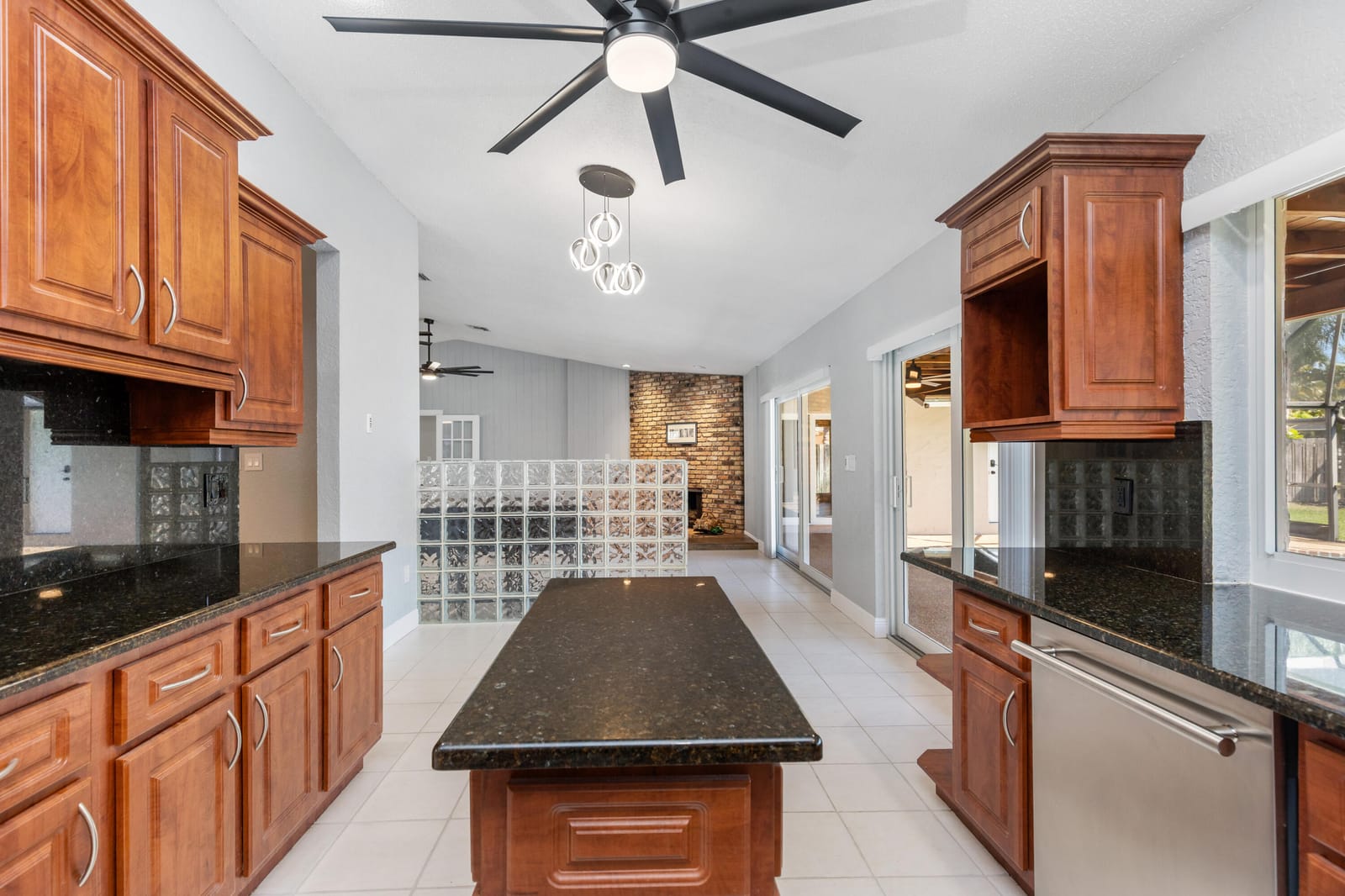 271 NW 89th Avenue, Coral Springs, FL 33071 photo 25