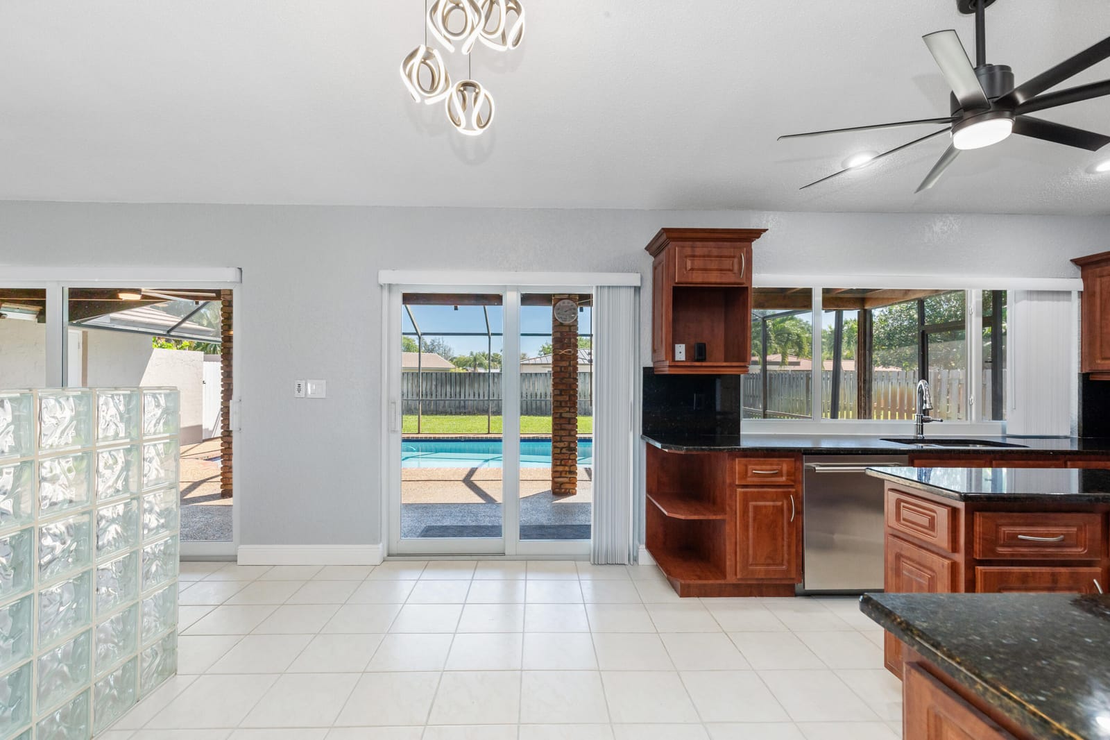 271 NW 89th Avenue, Coral Springs, FL 33071 photo 26