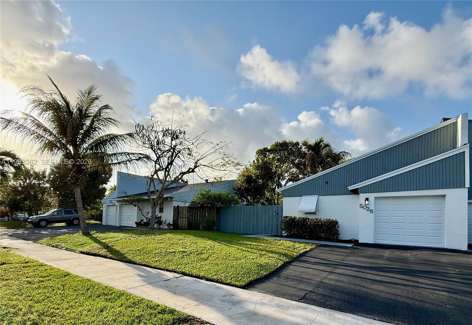 5028 NW 6th Street, Delray Beach, FL 33445 photo 2