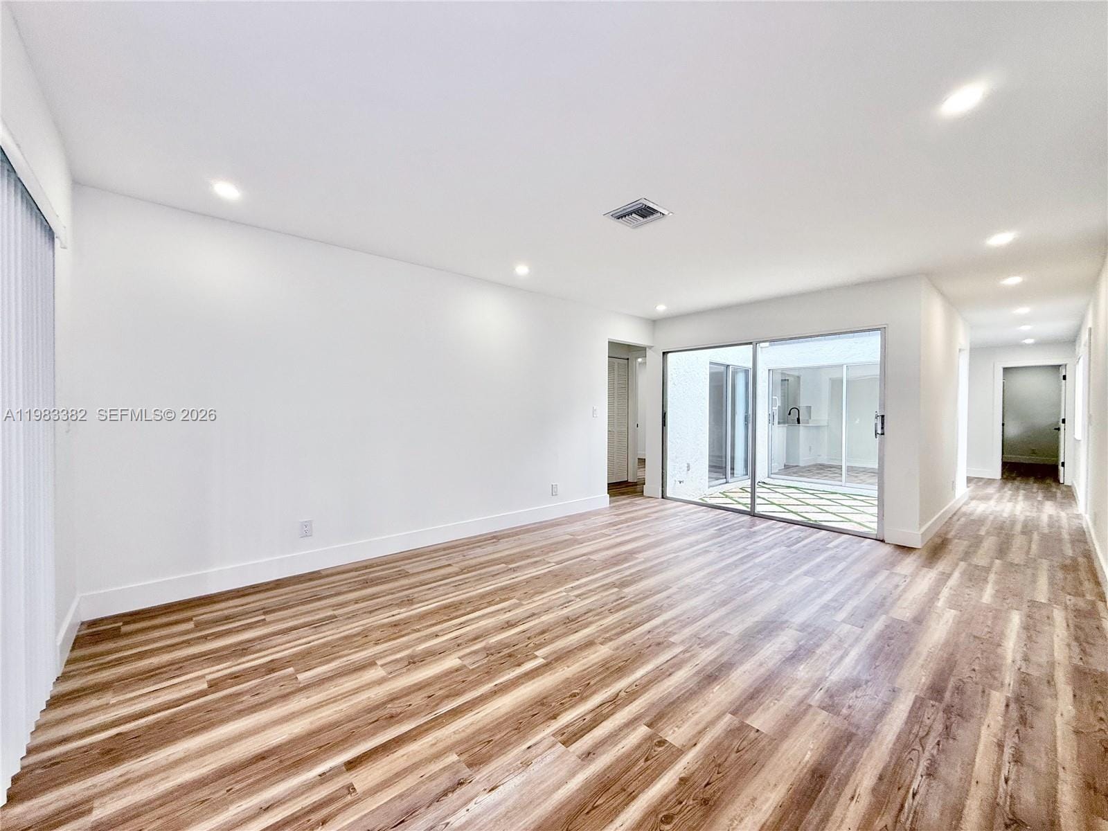 5028 NW 6th Street, Delray Beach, FL 33445 photo 9