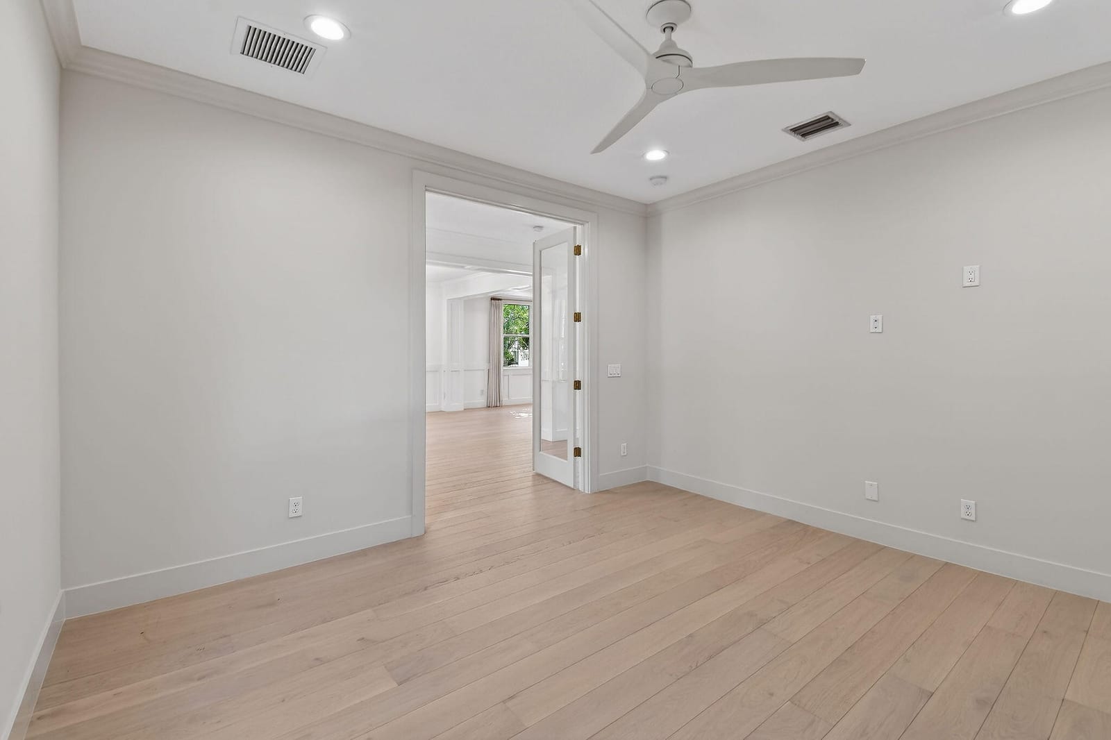 1106 Wilshire Drive — photo 9