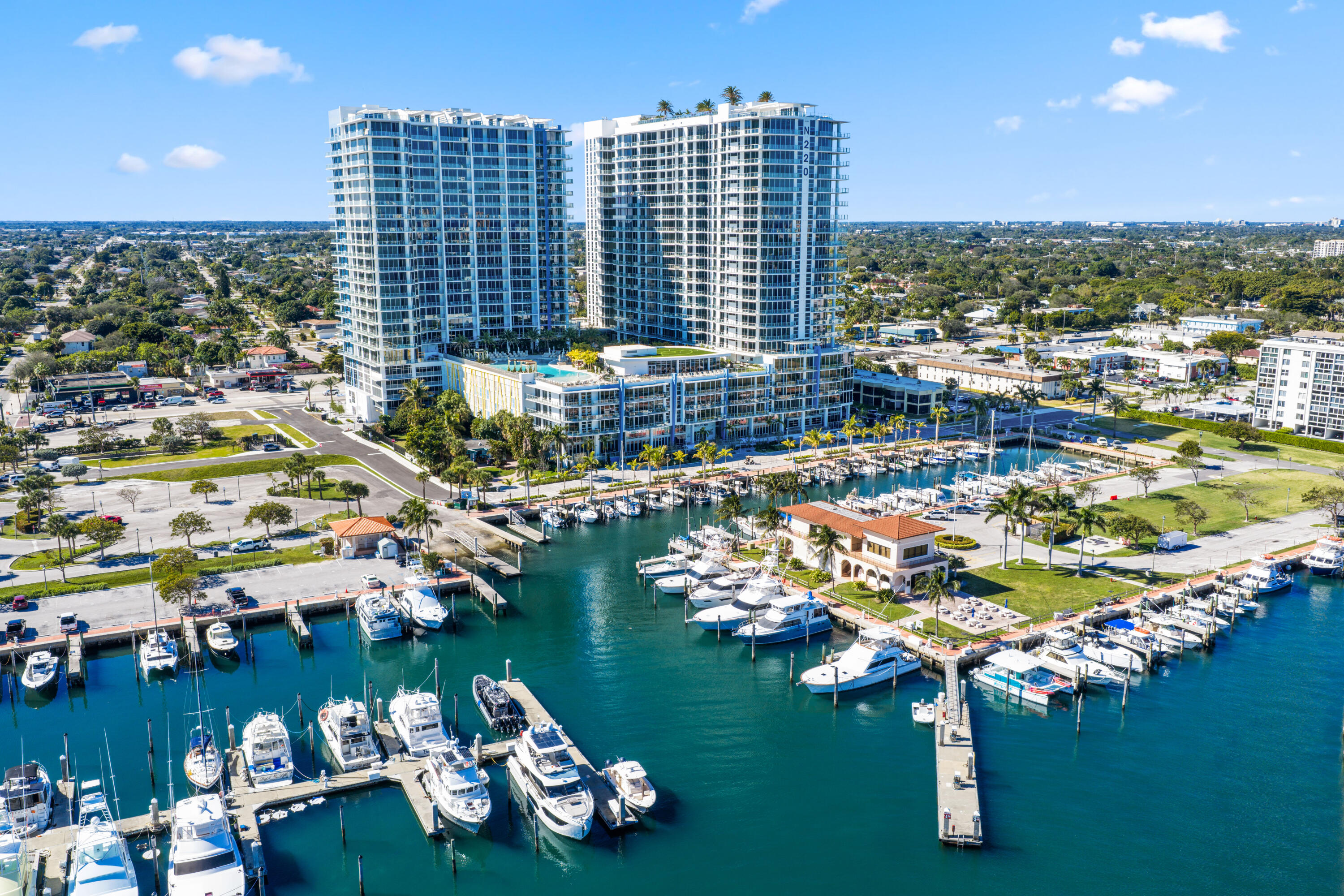 220 Lake Shore Drive 1125, Lake Park, FL 33403, Lake Park