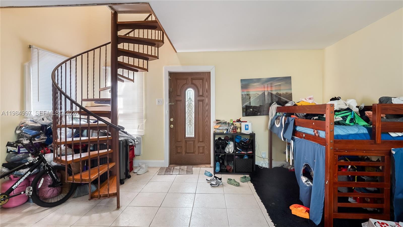 898 NE 39th Street — photo 3