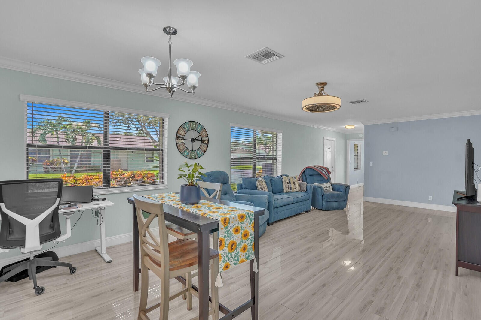 1737 Palmland Drive — photo 11