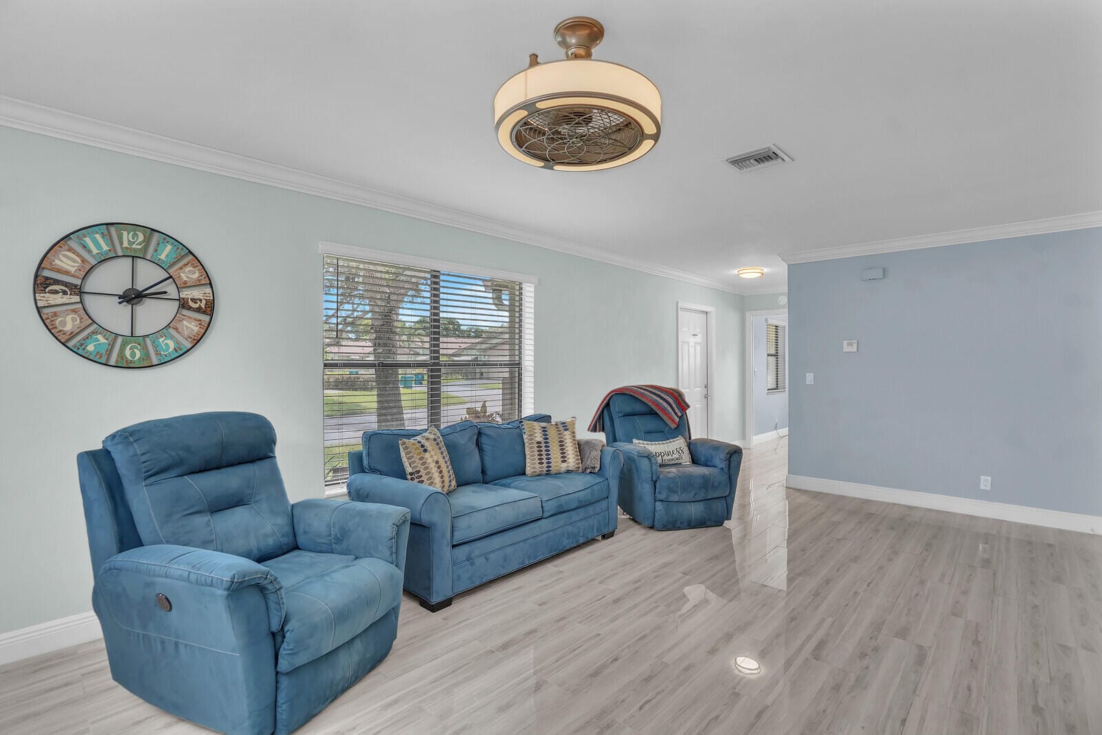 1737 Palmland Drive — photo 9