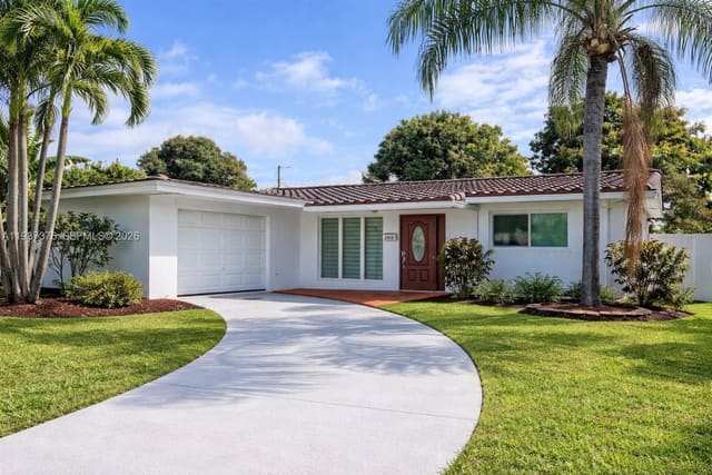 1911 N 44th Avenue, Hollywood, FL 33021