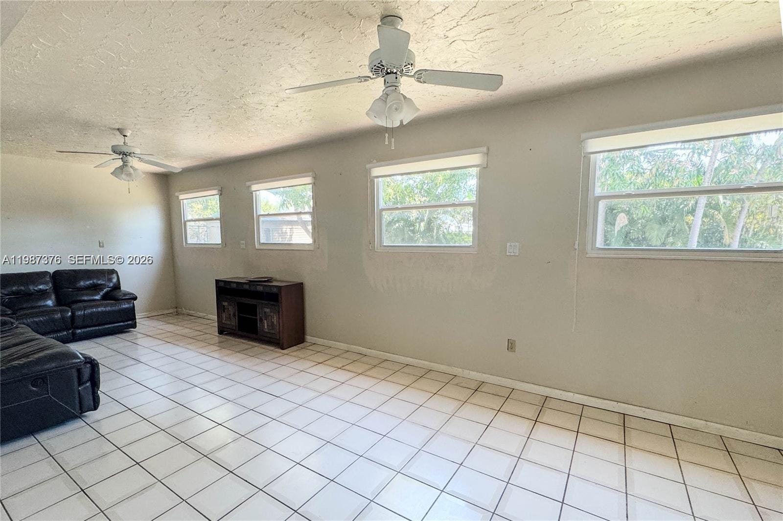 1911 N 44th Avenue, Hollywood, FL 33021 photo 18