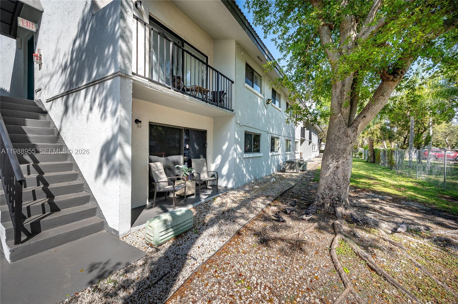 7095 NW 179th Street 110, Hialeah, FL 33015, Hialeah