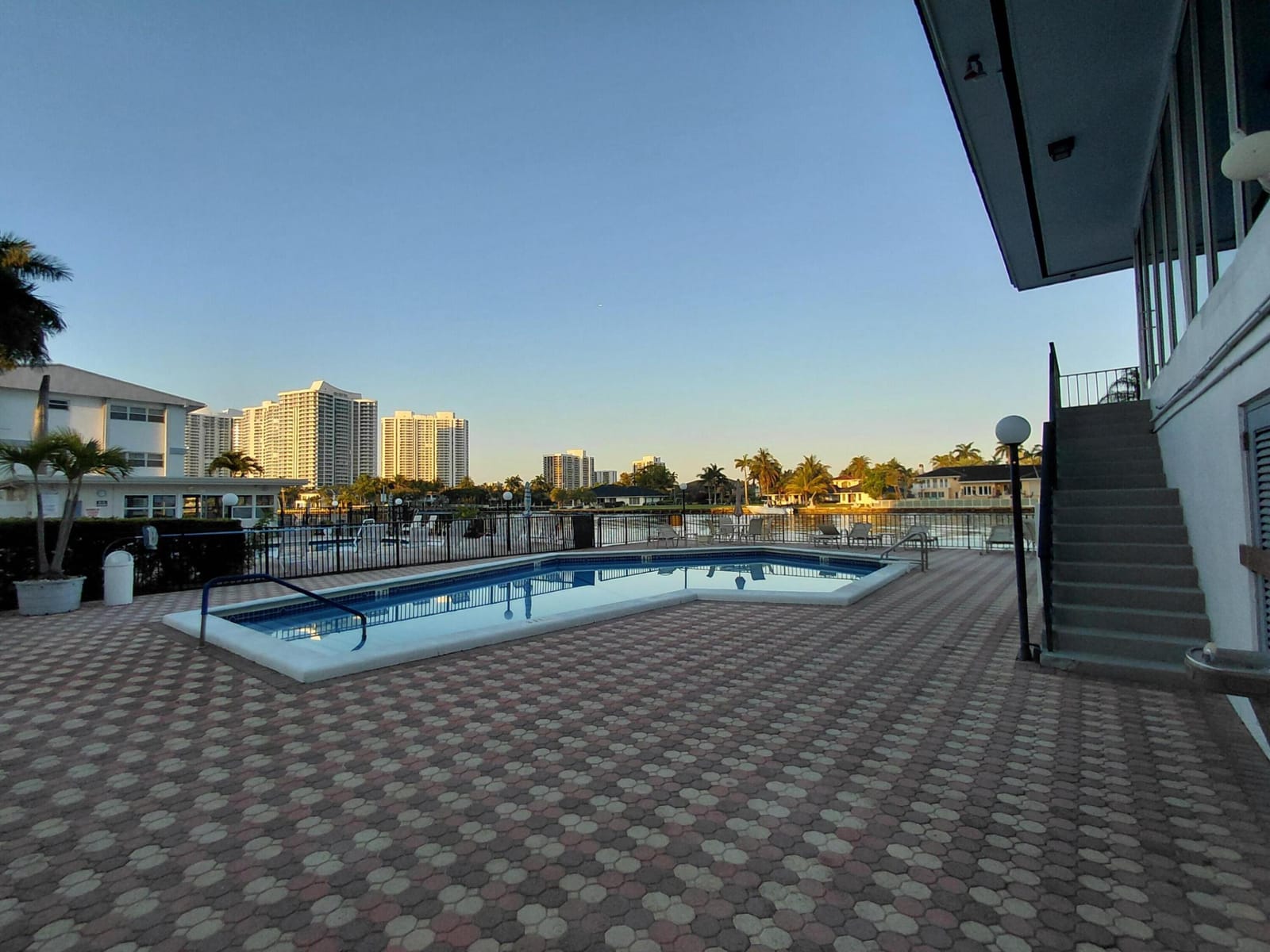 3113 S Ocean Drive 504, Hallandale Beach, FL 33009 photo 28