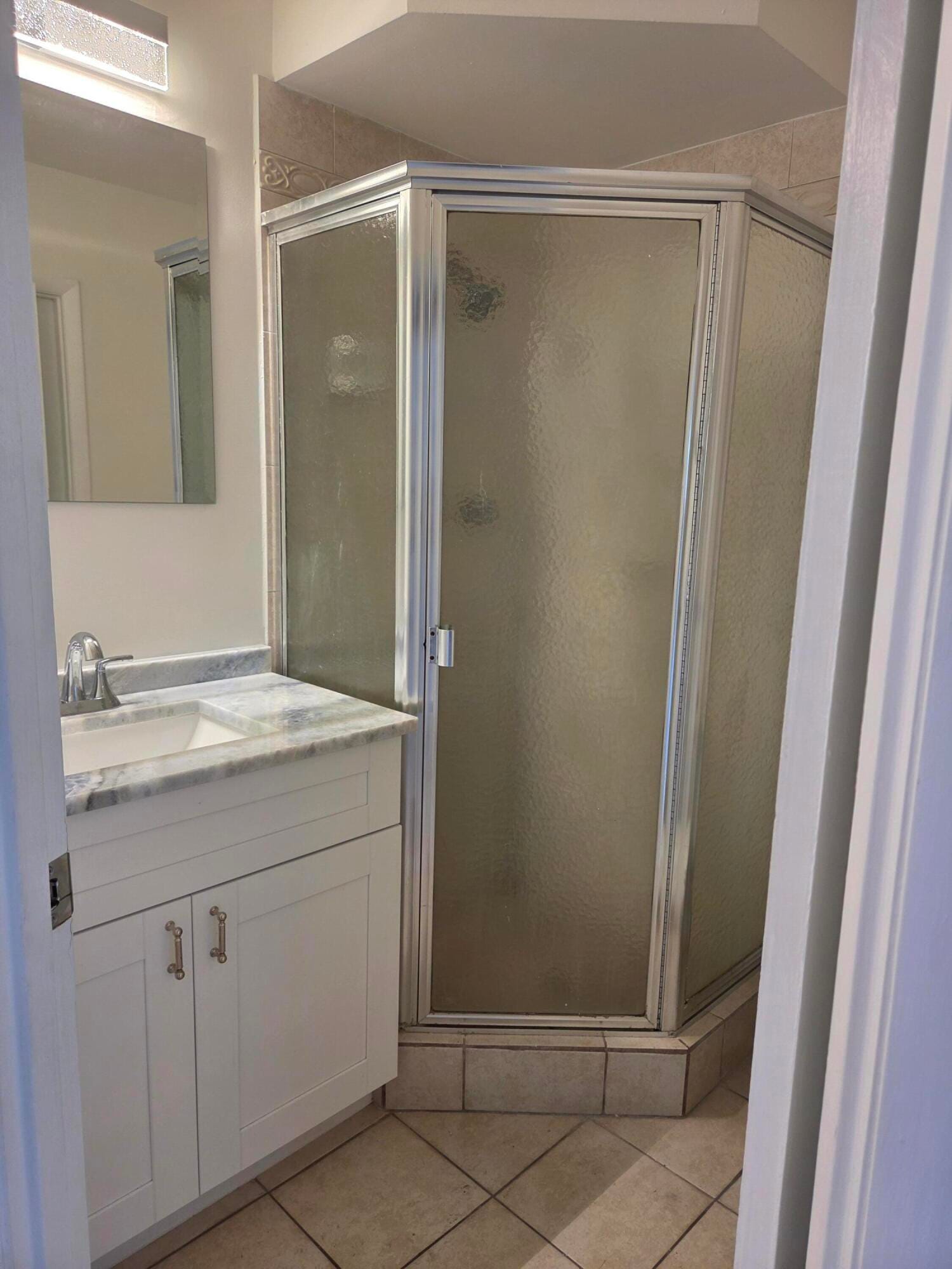 3400 NW 48th Avenue 512, Lauderdale Lakes, FL 33319 photo 17