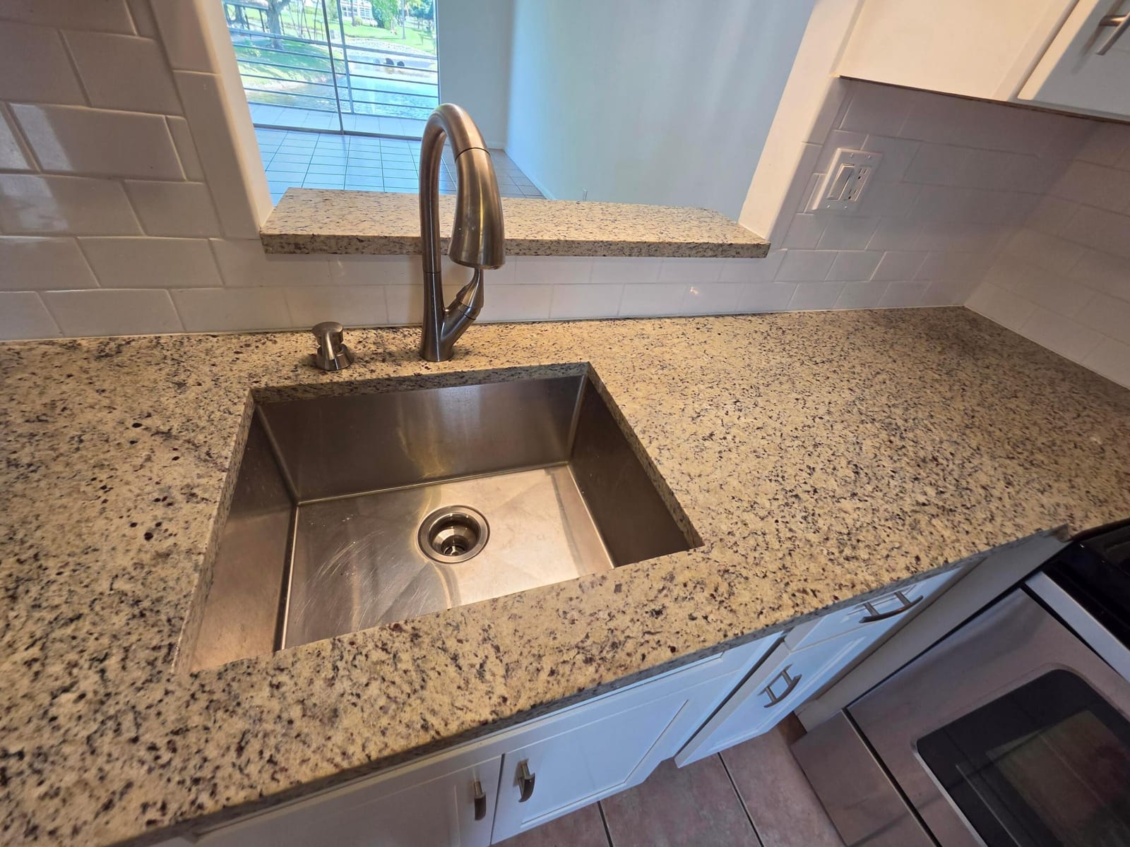 3400 NW 48th Avenue 512, Lauderdale Lakes, FL 33319 photo 23