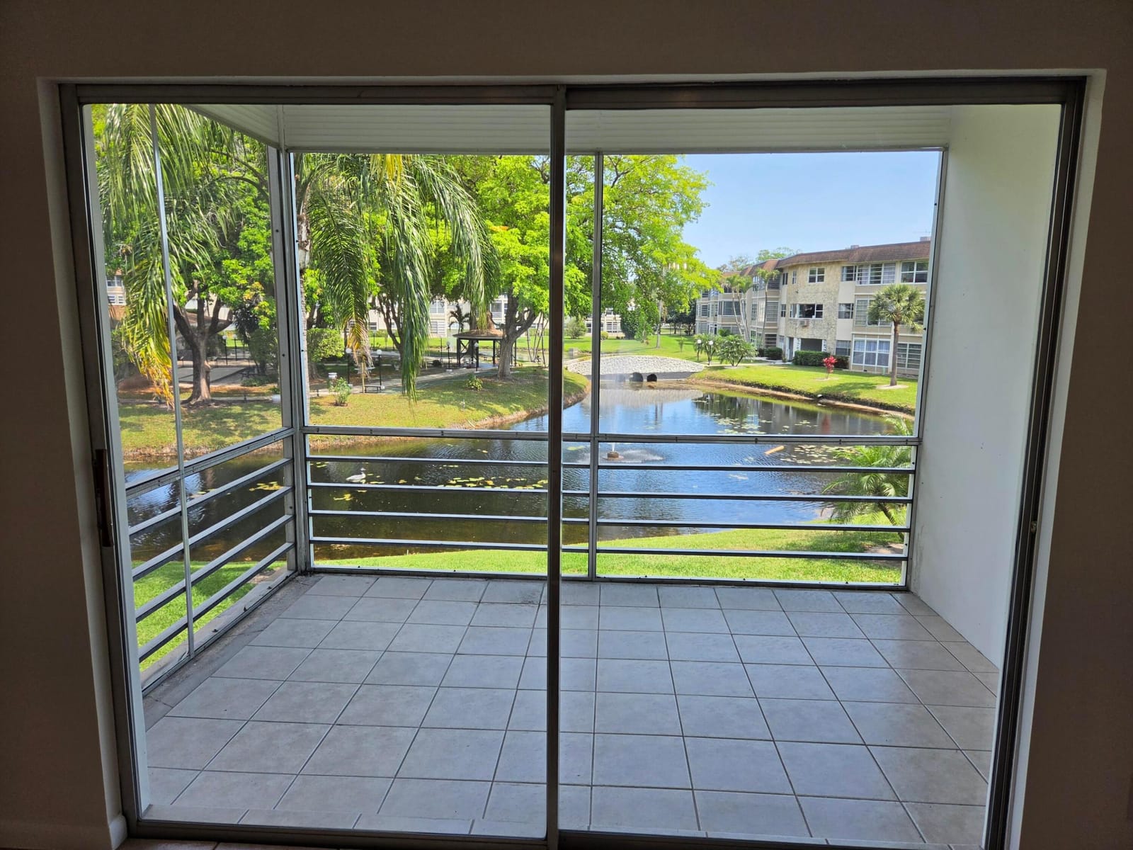 3400 NW 48th Avenue 512, Lauderdale Lakes, FL 33319 photo 8