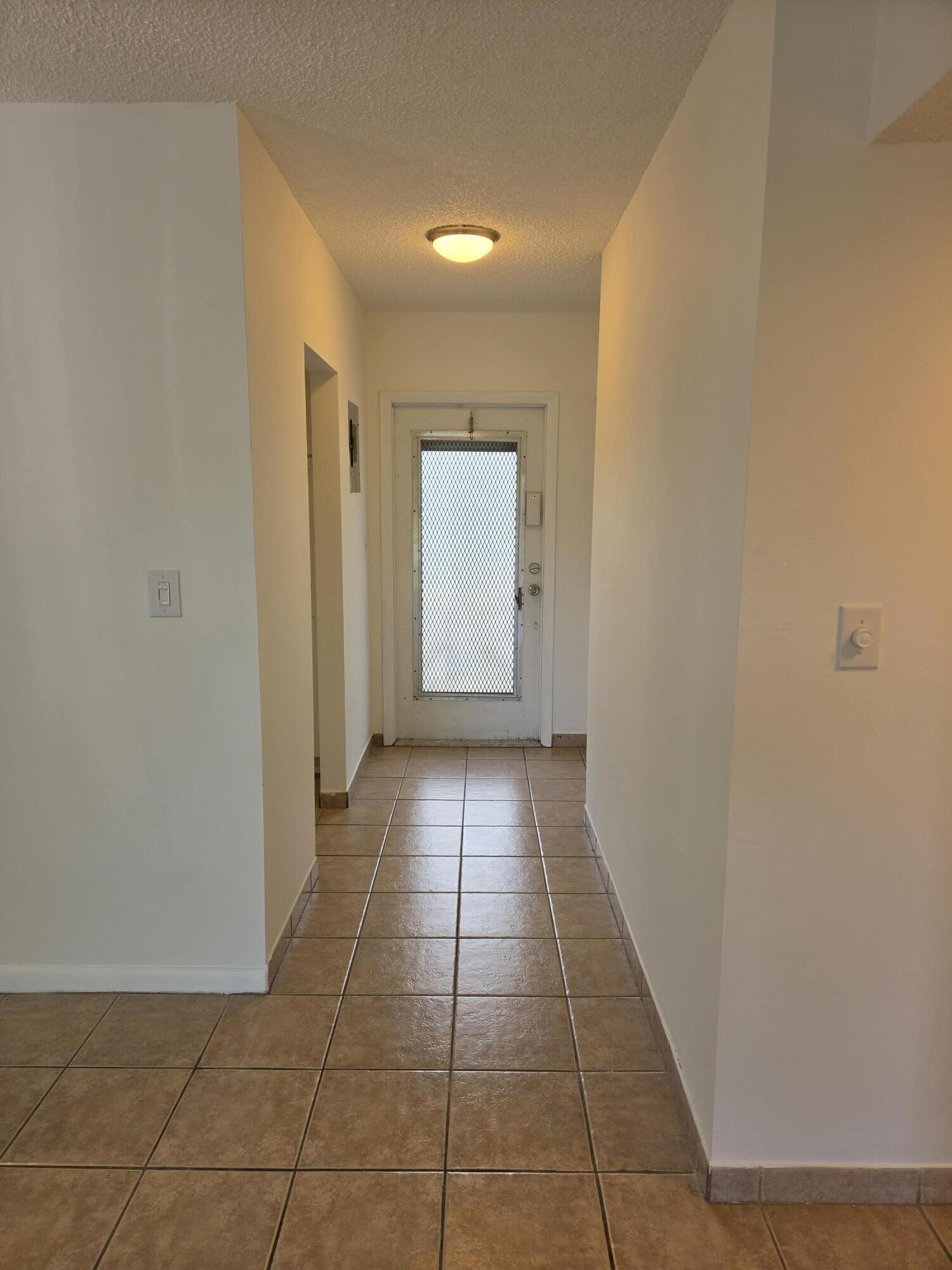 3400 NW 48th Avenue, Lauderdale Lakes, FL 33319, Lauderdale Lakes