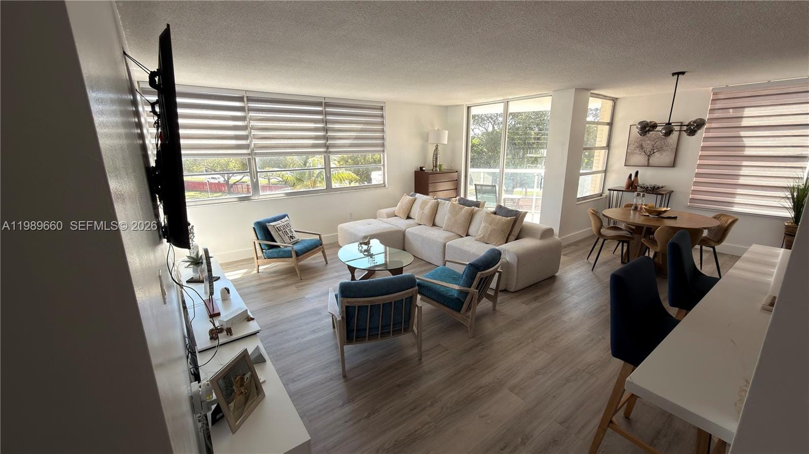 1351 NE Miami Gardens Drive 325E — photo 3