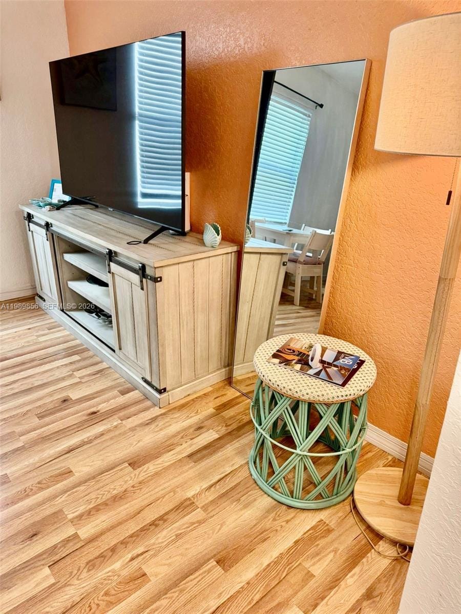 7326 Collins Avenue 105, Miami Beach, FL 33141 photo 7